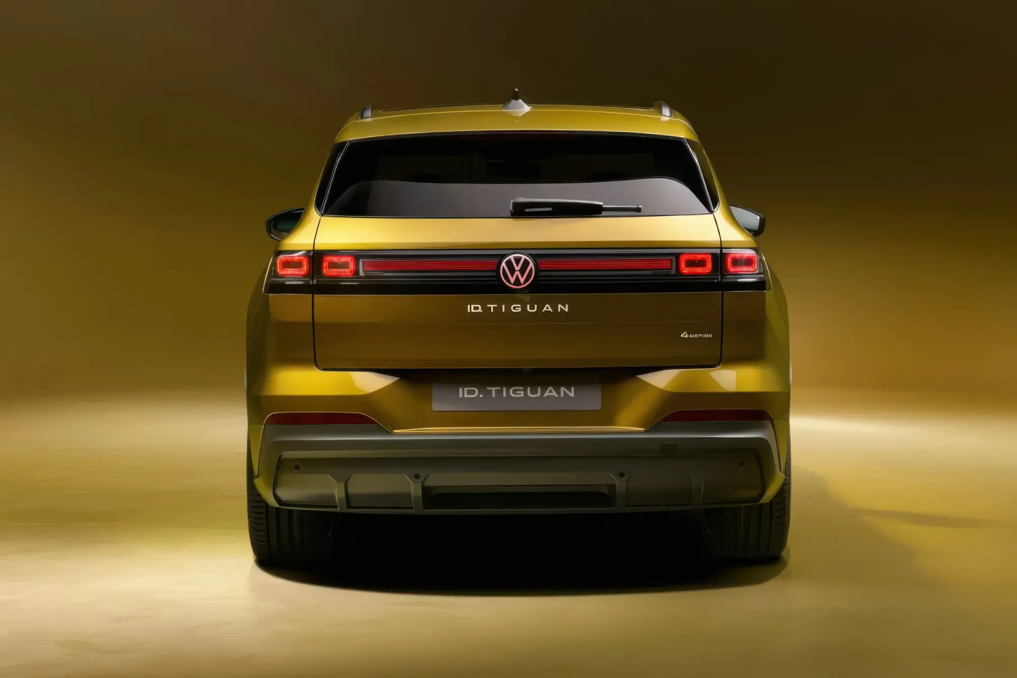 Электрический кроссовер VOLKSWAGEN ID TIGUAN: замена моделям ID 4 и ID 5, физические кнопки в салоне и дальнобойность до 600 км