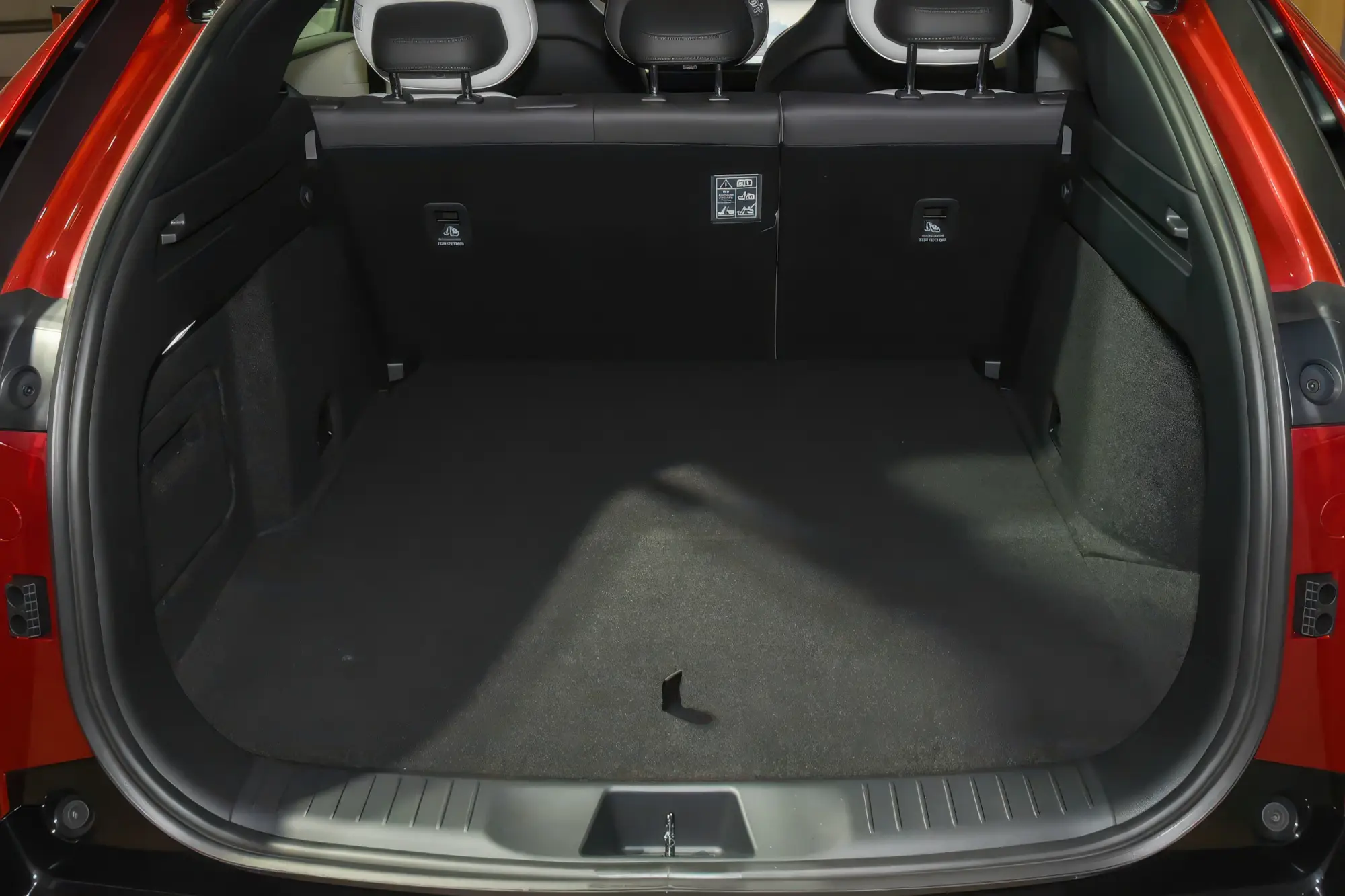 Кроссовер MAZDA EZ-60 2027 модельного года дебютировал в Китае: лидар Hesai ATX, запас хода до 600 км и гибридная версия EREV