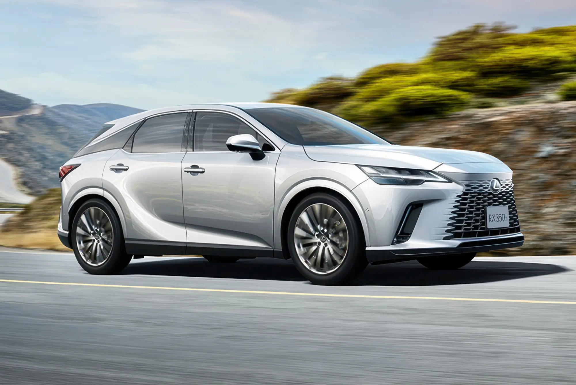 Кроссовер LEXUS RX 2026 модельного года: точечные изменения дизайна, перекалиброванная подвеска и усовершенствованная медиасистема