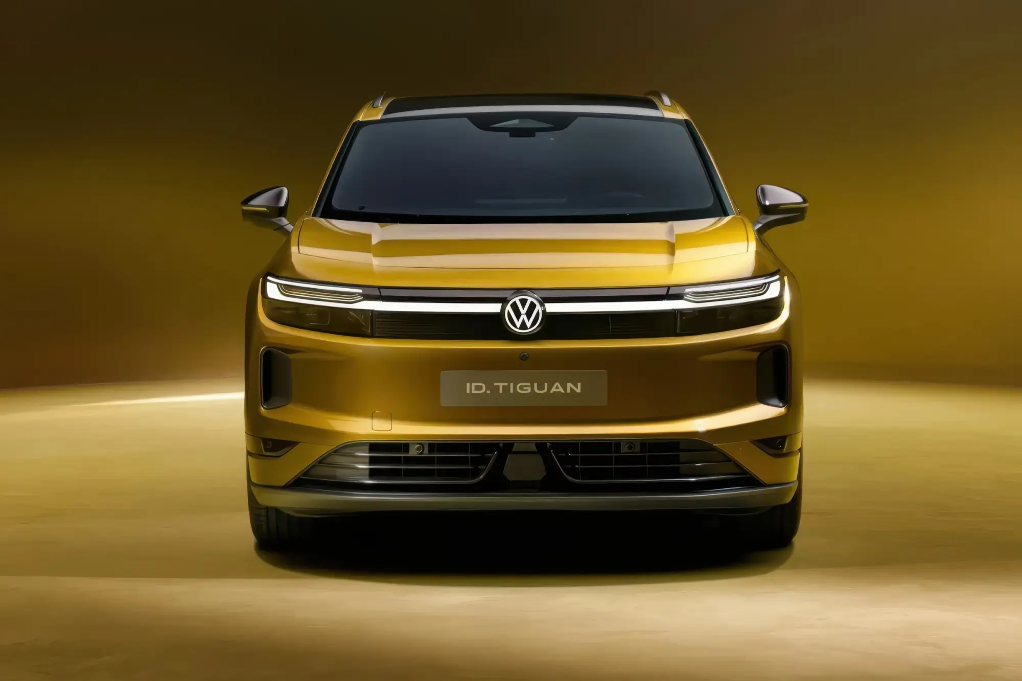 Электрический кроссовер VOLKSWAGEN ID TIGUAN: замена моделям ID 4 и ID 5, физические кнопки в салоне и дальнобойность до 600 км