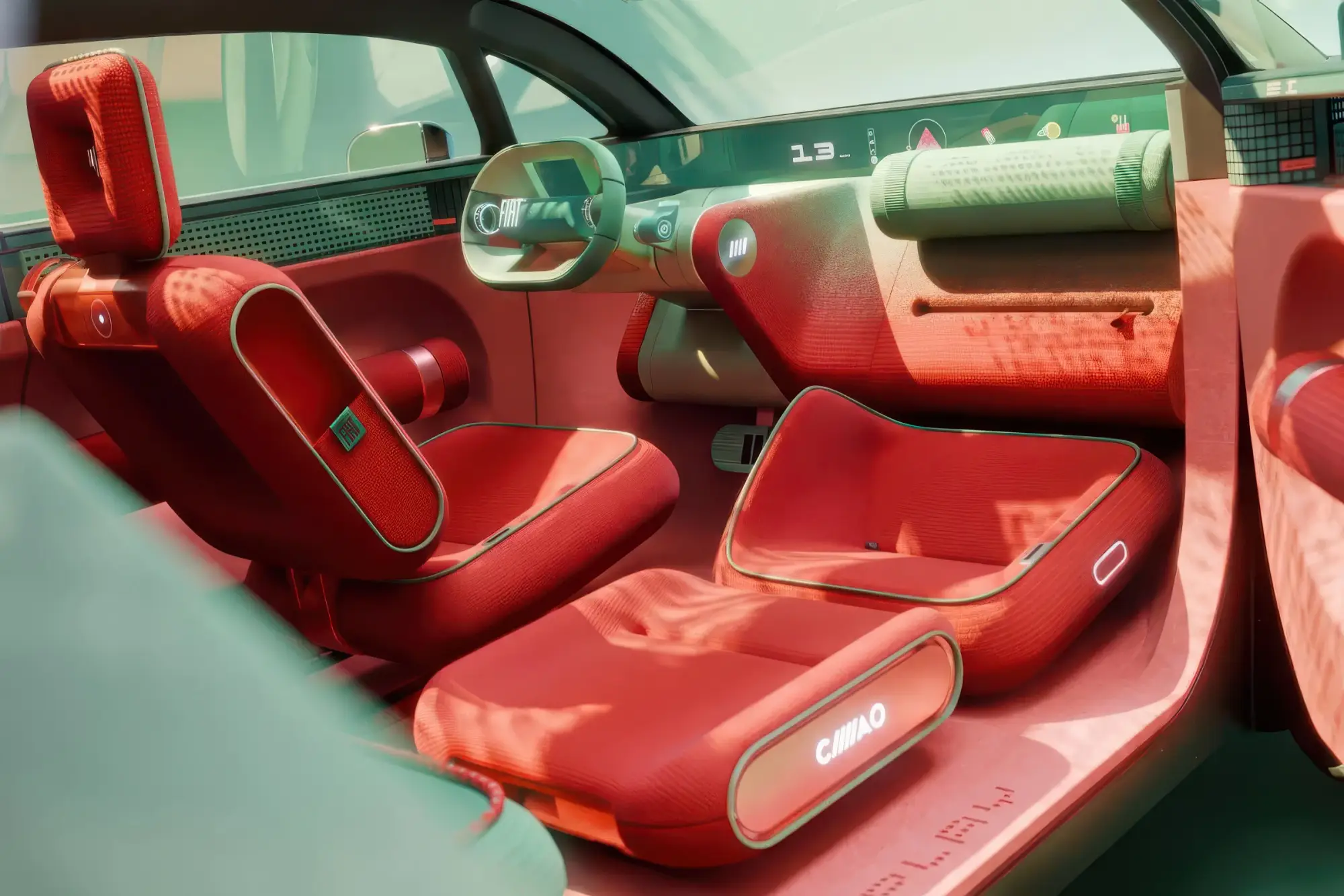 Концептуальный трансформер FIAT MULTIPLAY на автосалоне в Париже: симбиоз минивэна, кроссовера и пикапа с посадочной формулой 6+1