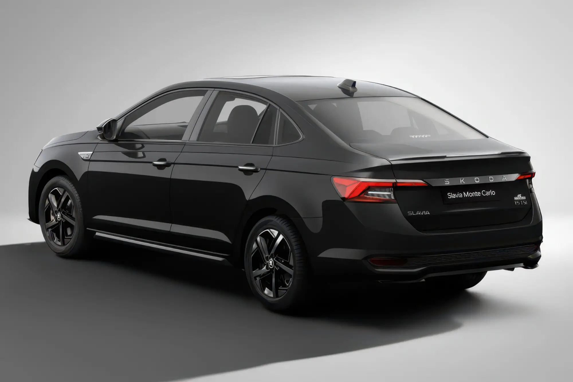 Седан SKODA SLAVIA обновился для рынка Индии: новый восьмиступенчатый автомат, дисковые тормоза сзади и сохранение базовой цены
