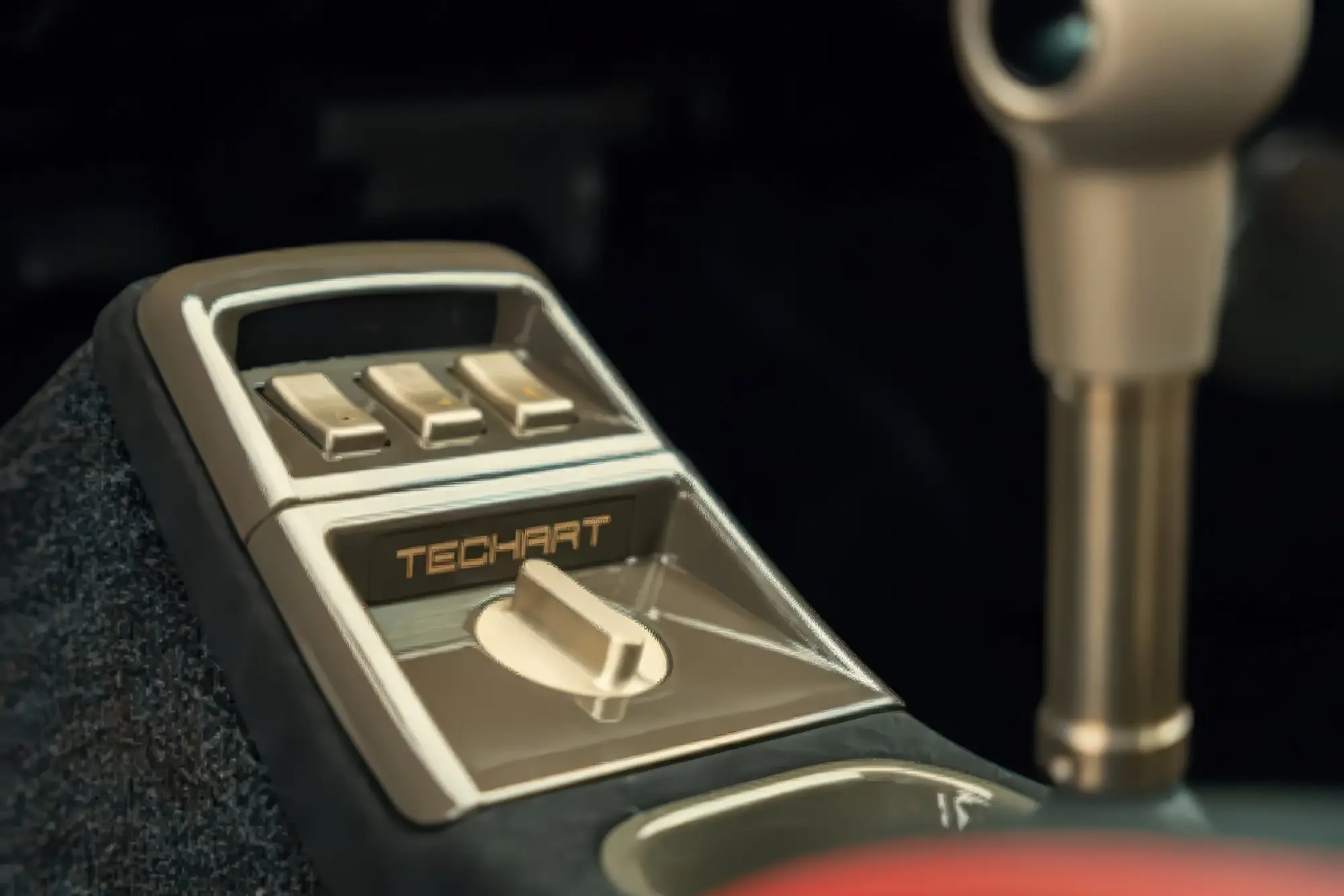 Купе TECHART GTCLASSIC на базе PORSCHE 911 серии 964: атмосферный оппозитник 3.8 мощностью 380 сил, классический стайлинг и тираж 11 штук