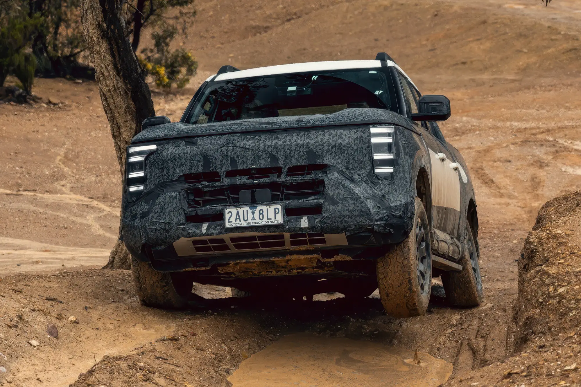 Гибридный пикап NISSAN FRONTIER PRO китайской сборки выходит на экспорт: спецификации для Мексики, версия NISSAN NAVARA PRO и цены