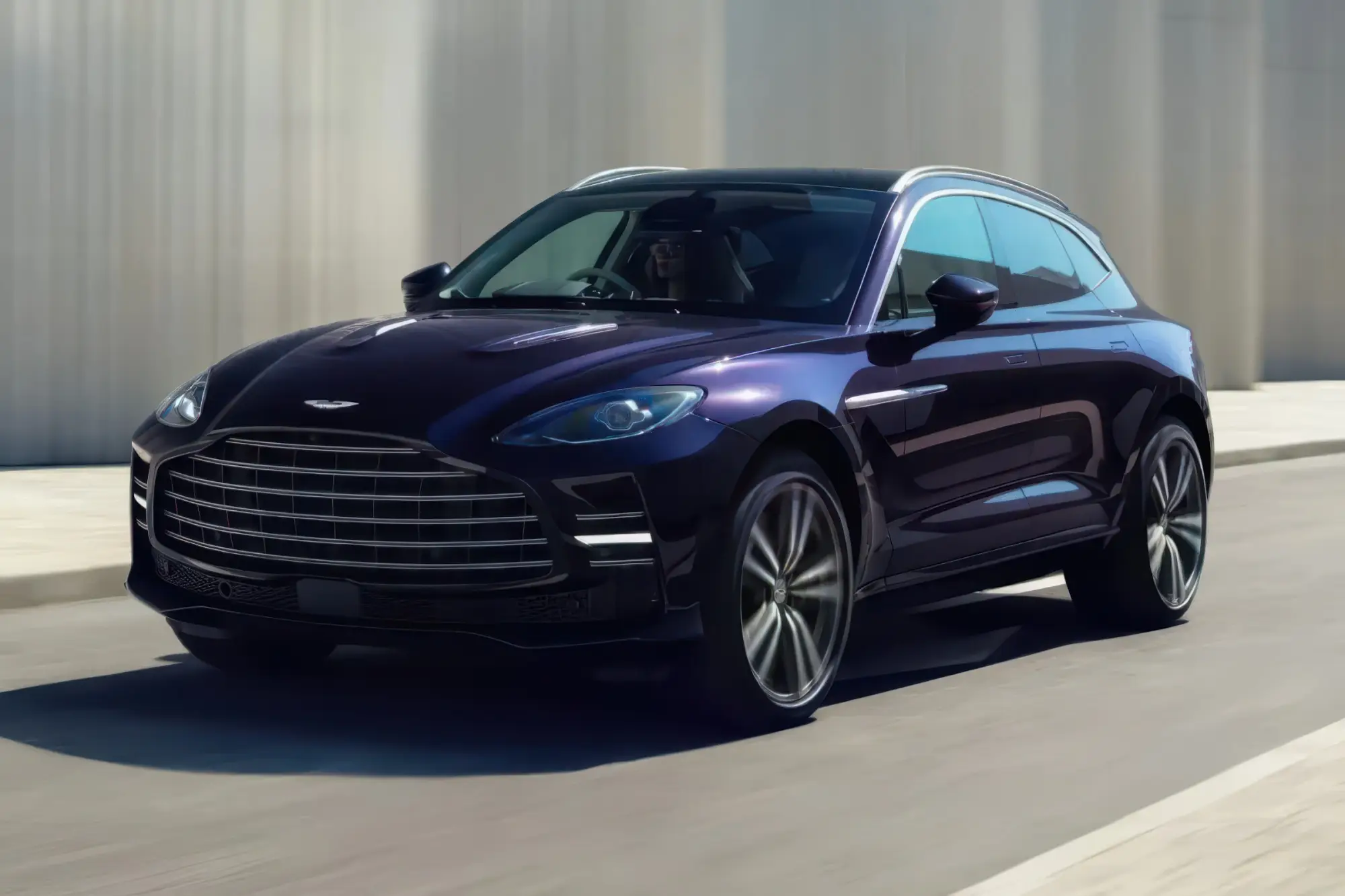 Кроссовер ASTON MARTIN DBX GT: битурбомотор V8 4.0 мощностью 727 сил, комфортная калибровка подвески eARC и акцент на роскошь